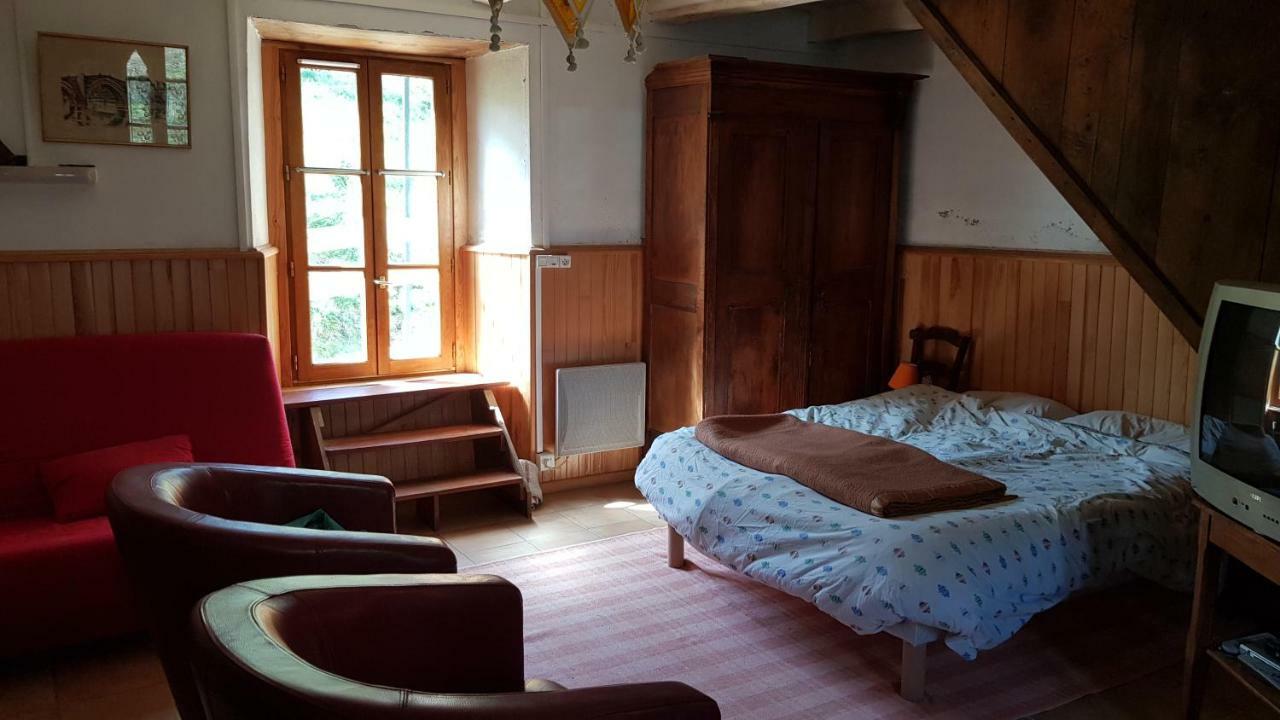 Maison Du Pays De Salers Dans Le Parc Des Volcans D'Auvergne Saint-Projet-de-Salers Экстерьер фото